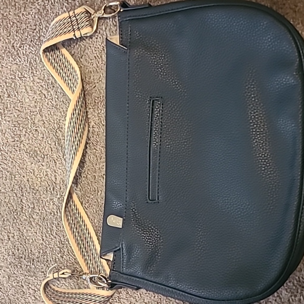 Purse - Picture 2 of 7